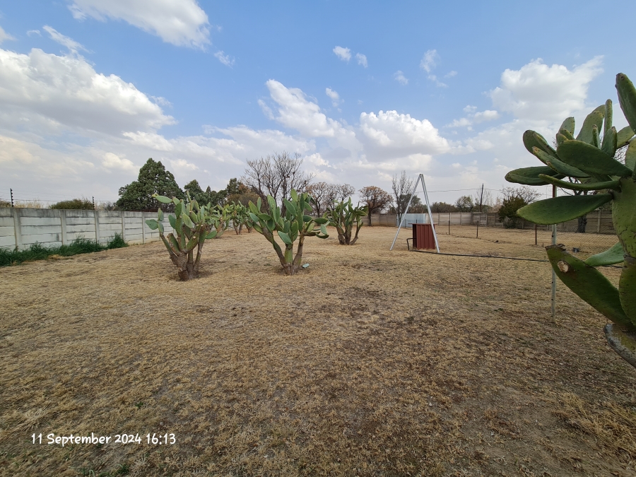 6 Bedroom Property for Sale in Senekal Free State